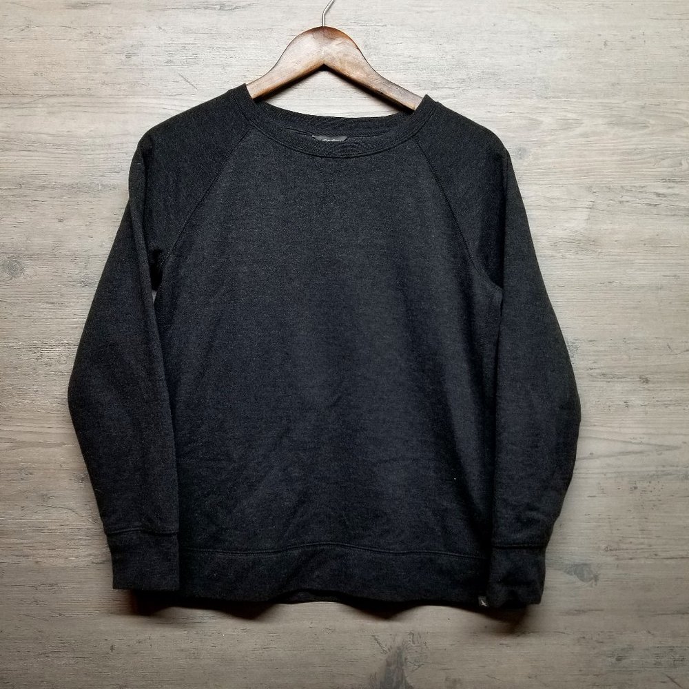 Eddie Bauer Crewneck Sweatshirt. Brand New! Soft!